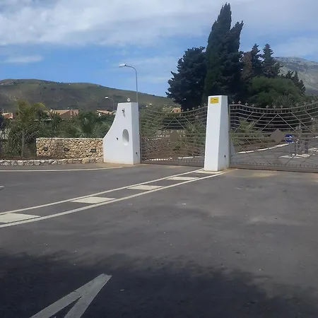 Eucalipto New Private Pool Villa *